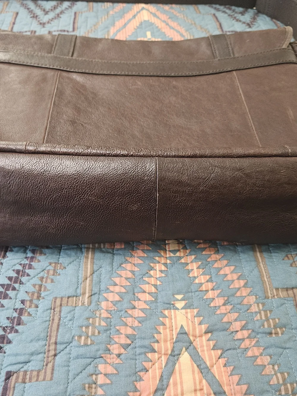 Fossil Men's Brown Leather Messenger Bag - Classic Crossbody